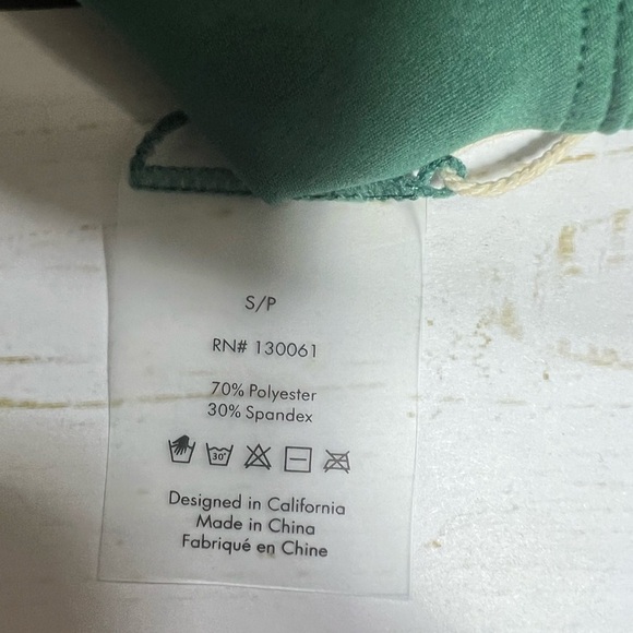 L*Space | Sporty Make Waves Color Block Sports Bra Top | S - Picture 11 of 12